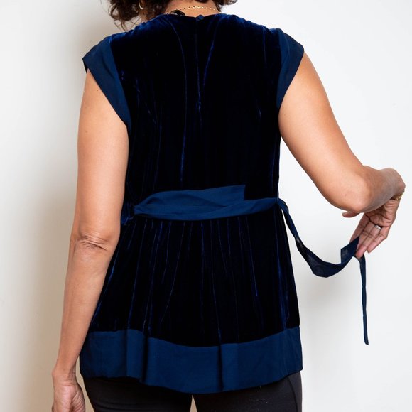 BCBGMAXAZRIA Navy Silk Chiffon Velvet Top, Size XS - Picture 2 of 2